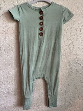 Posh Peanut Bamboo Short Sleeve Romper Gender Neutral - Size 3-6 Months